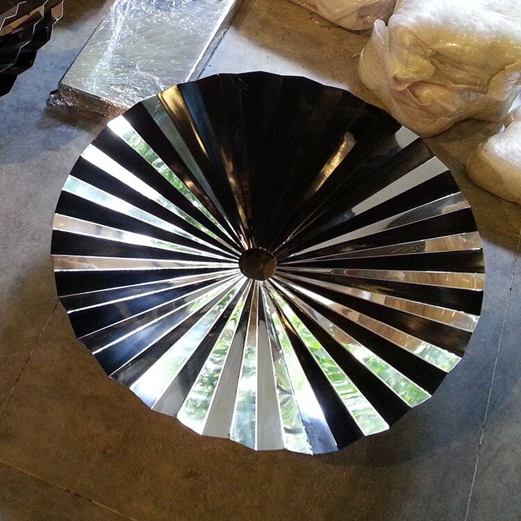 Anish Kapoor Sculpture6