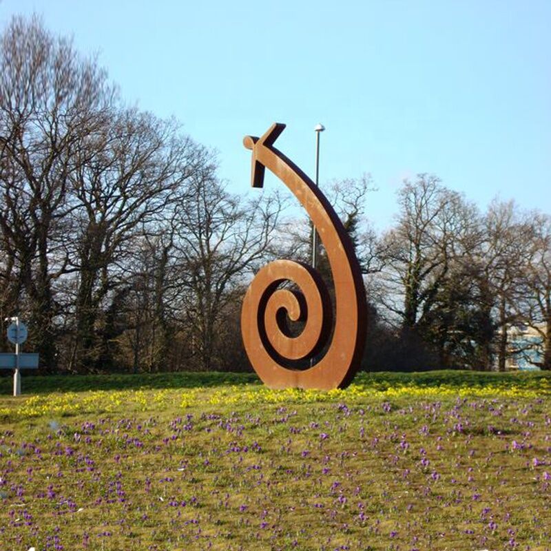 Garden-Landscape-Corten-Steel-Spiral-Man-Metal