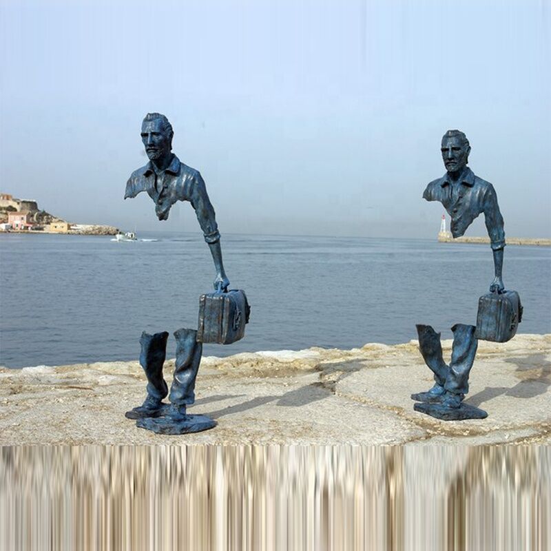 Life-Size-Traveler-Metal-Casting-Bronze-Man (3)