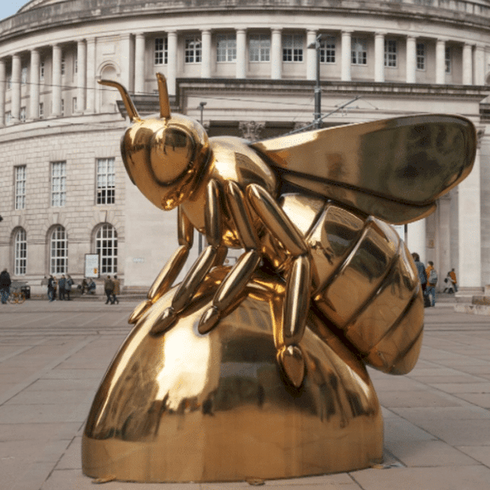 Modern Art Stainless Steel Honey Bee Sculpture1