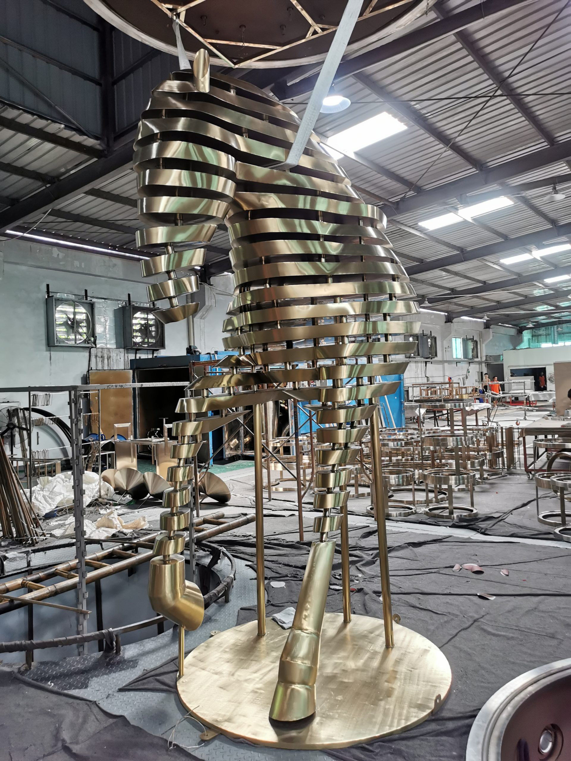 320cm Stainless steel horse sculpture4