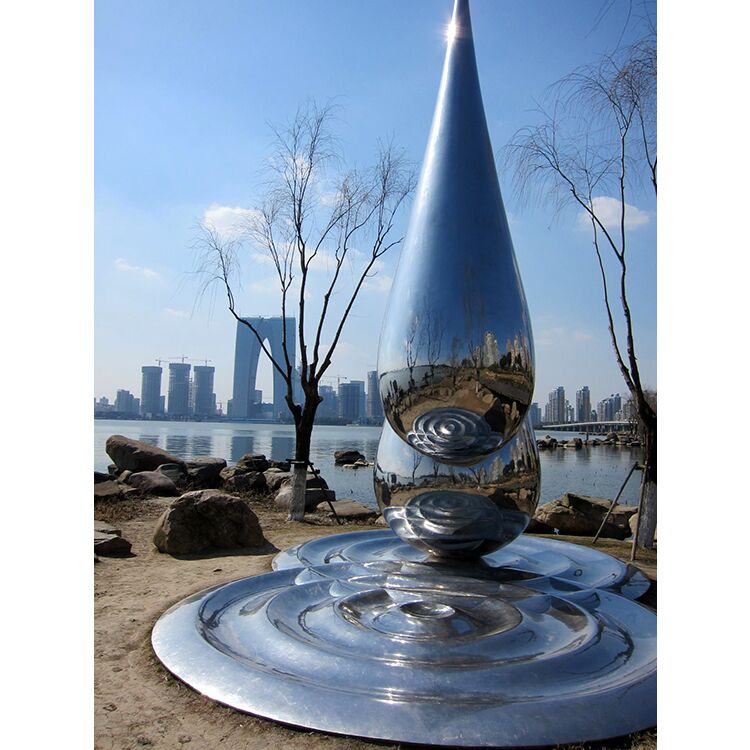Water drop sculpture11