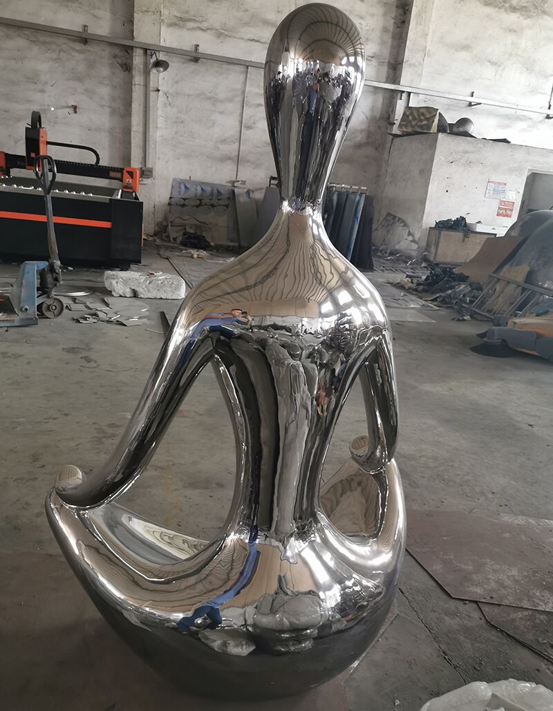 Interior decorations metal statues stainless steel women sculptures (2)