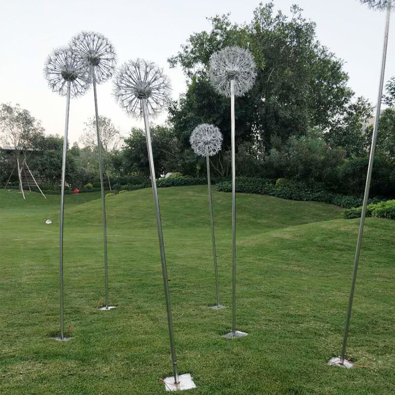 Stainless steel dandelion sculpture (10)