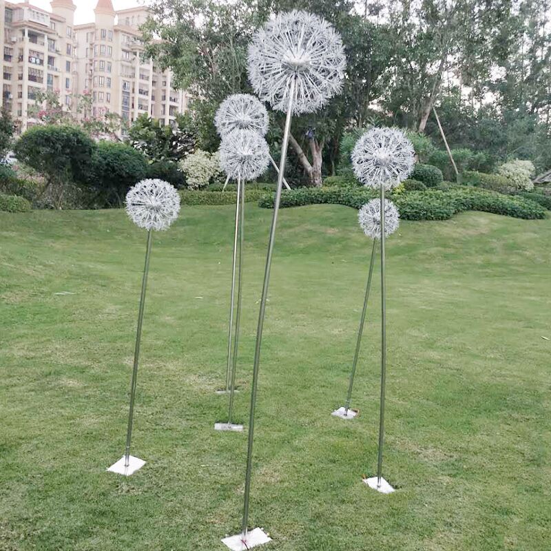 Stainless steel dandelion sculpture (9)