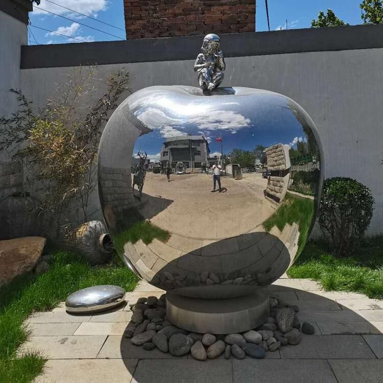 mirror-stainless-steel-sculpture-1