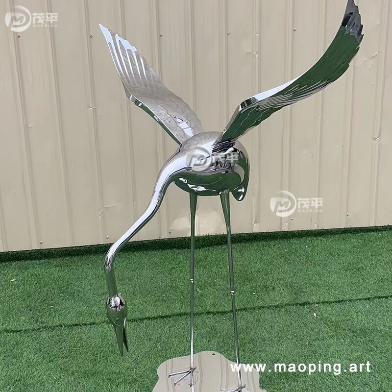 custom outdoor park pool mirror polished stainless steel abstract art sculpture water Crane metal statue (5)