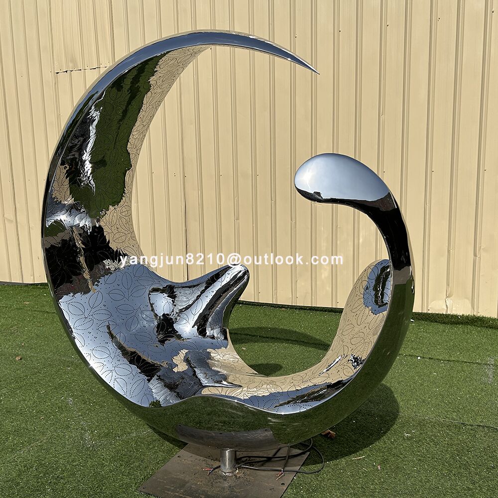 Outdoor square garden courtyard luminous stainless steel crescent sculpture (3)
