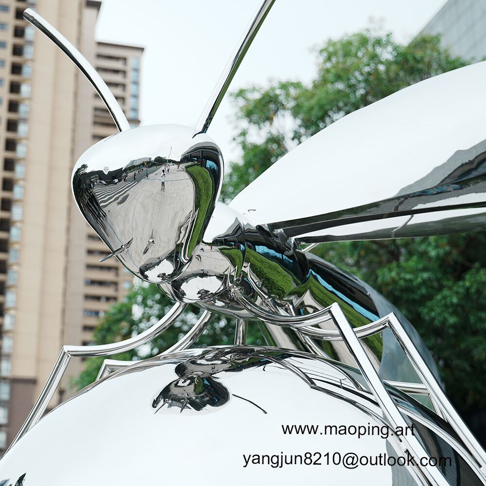 Outdoor square park beach amusement park library school airport art mirror polished stainless steel bee sculpture (2)