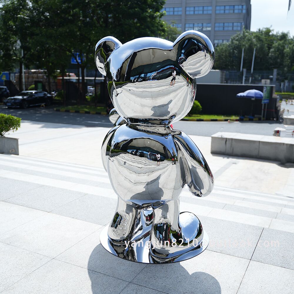 Indoor high-end hotel art museum amusement park gallery theater mirror polished stainless steel bear sculpture (1)