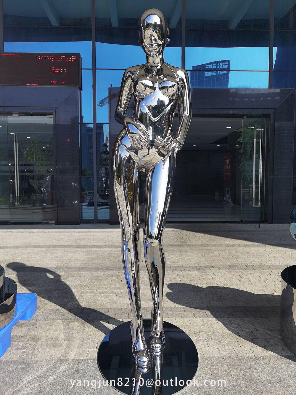 Indoor high-end hotel art museum amusement park gallery theater stainless steel beauty sculpture