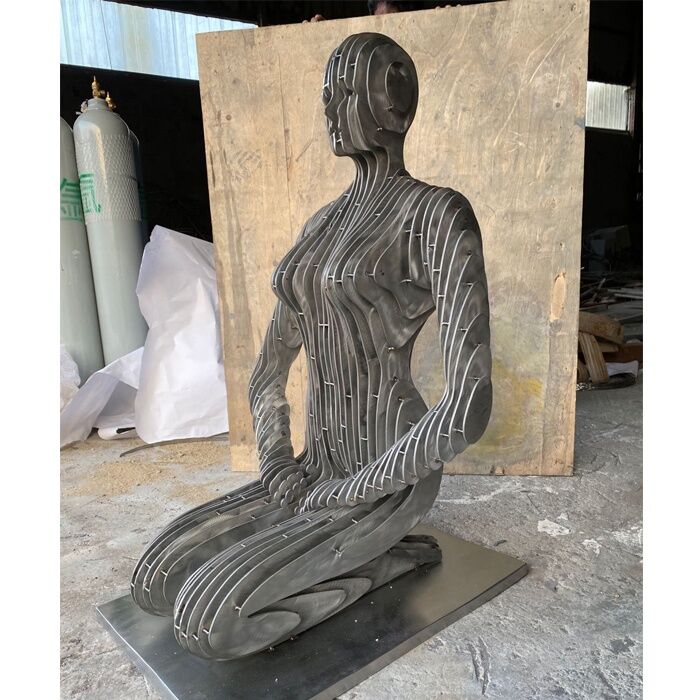 Matt Finish Kneeling Woman Figures Modern Stainless Steel Sculpture (5)