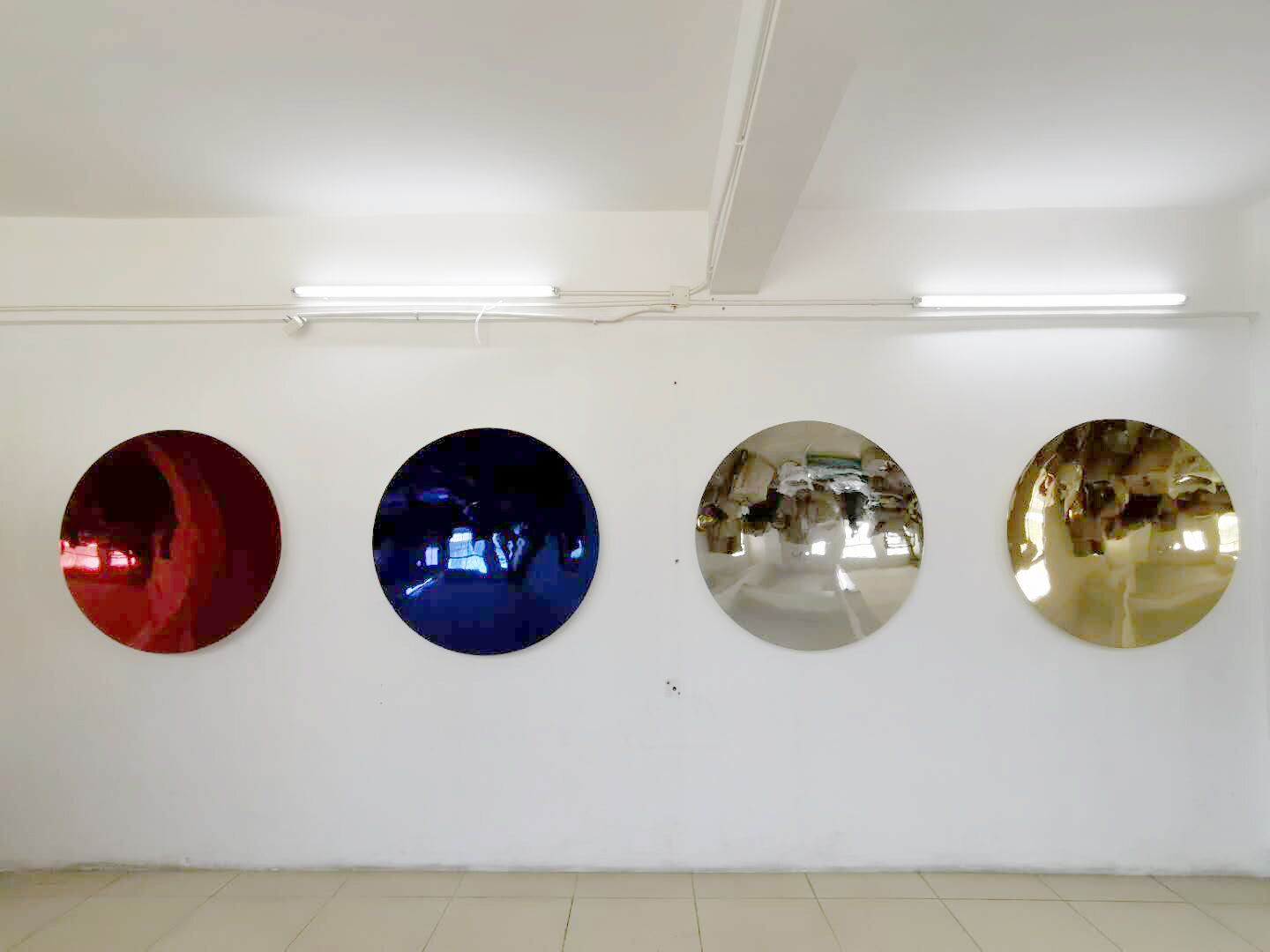 circular concave mirror
