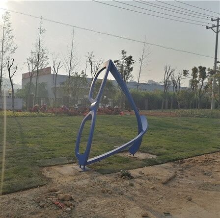 Landscape art metal hand craft sculpture glasses 3