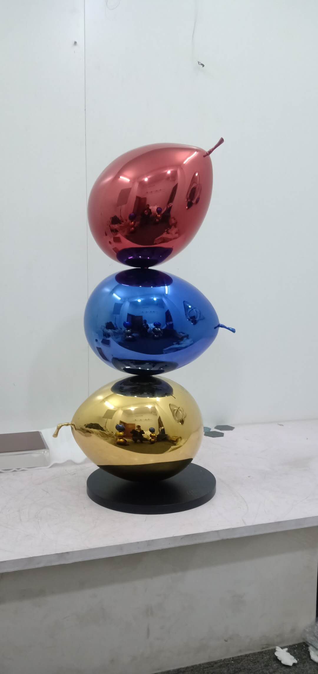 Sphere sculpture158