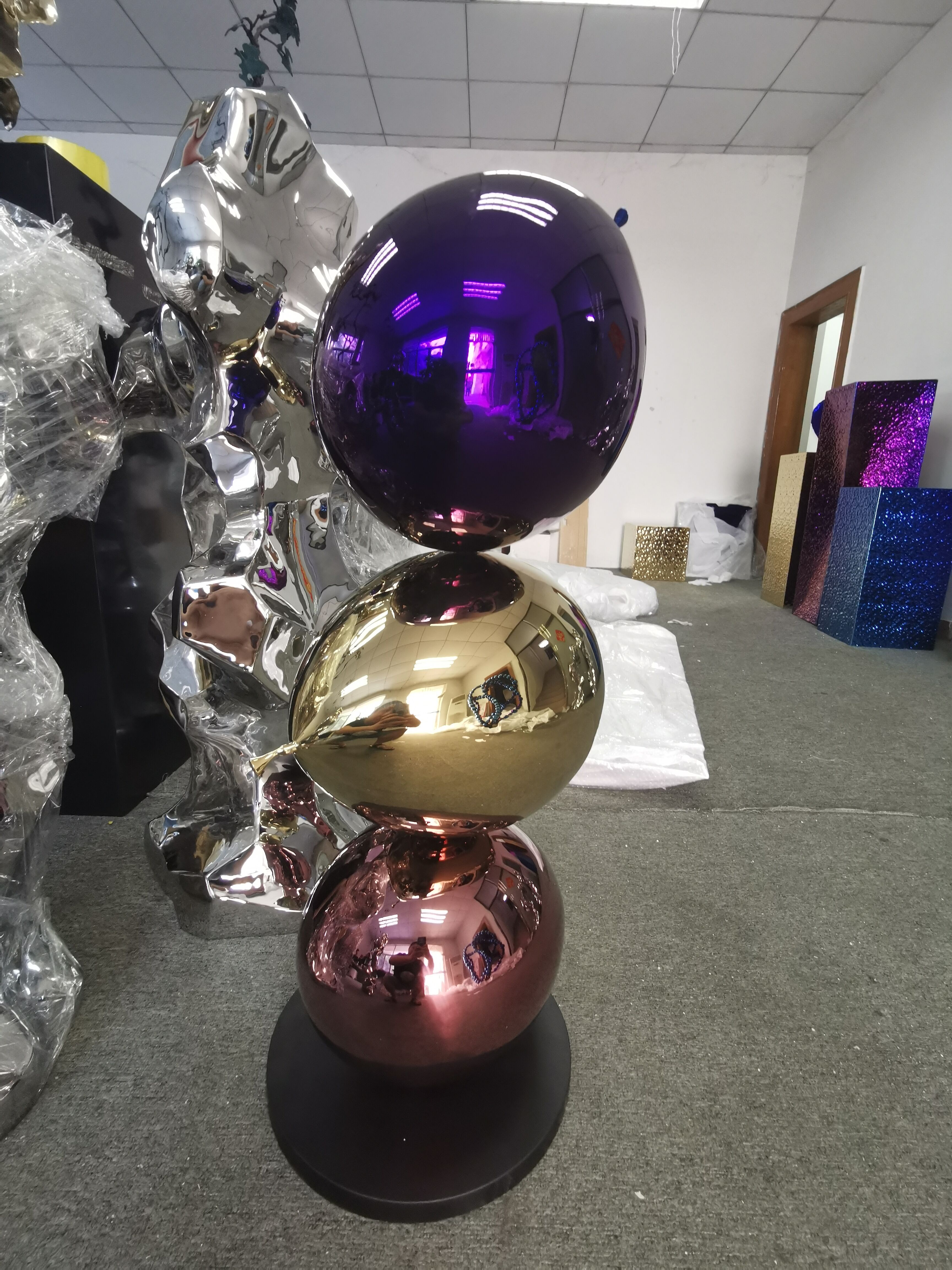 Sphere sculpture58
