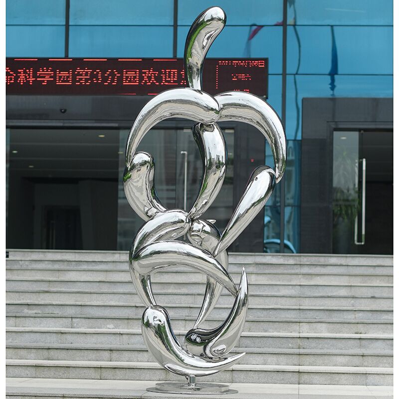 Stainless steel fish sculpture (3)