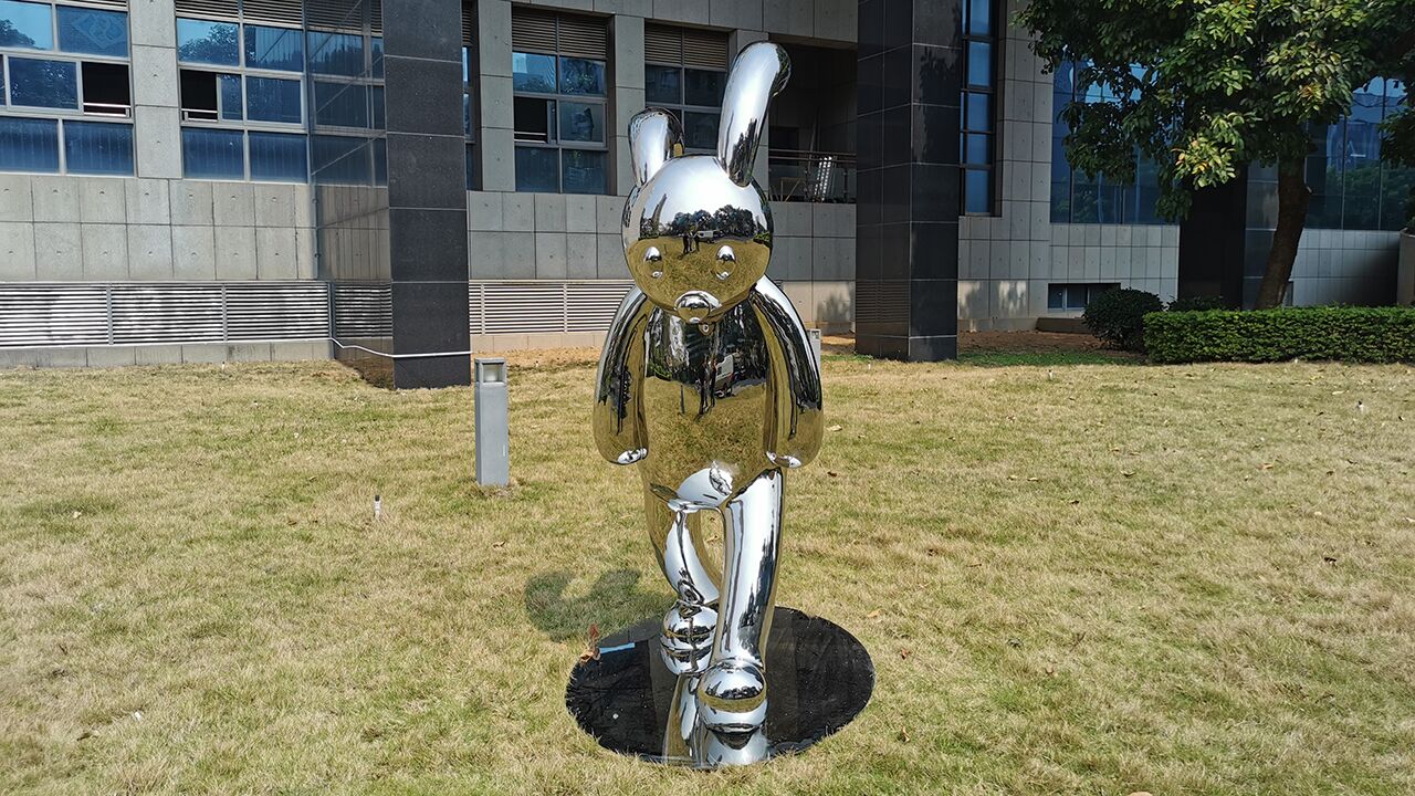 Modern Large Metal Rabbit Sculpture Park Decor (9)