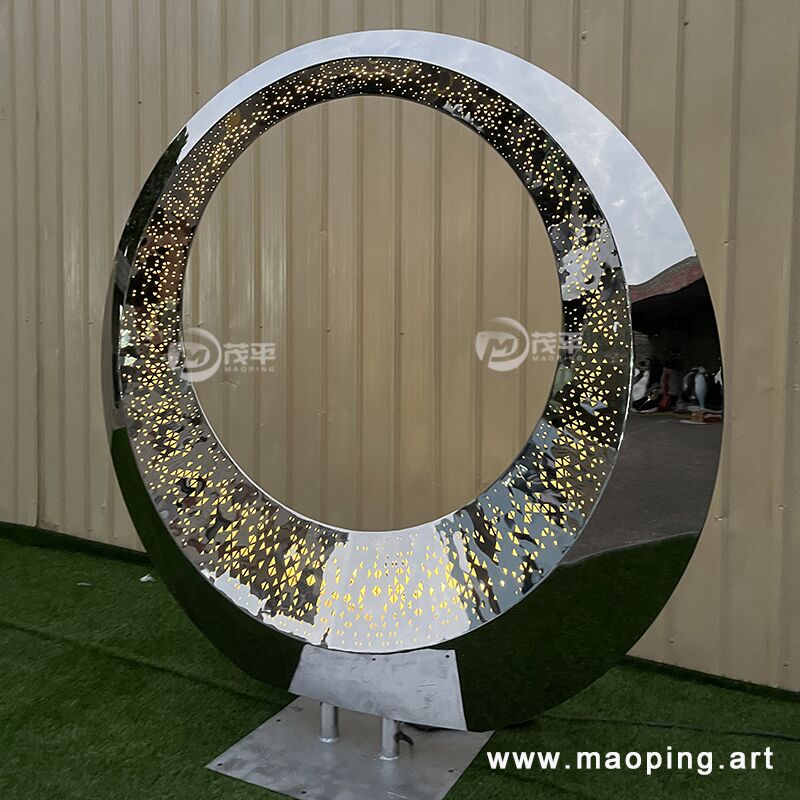 Large outdoor square beach luminous stainless steel ring sculpture (2)