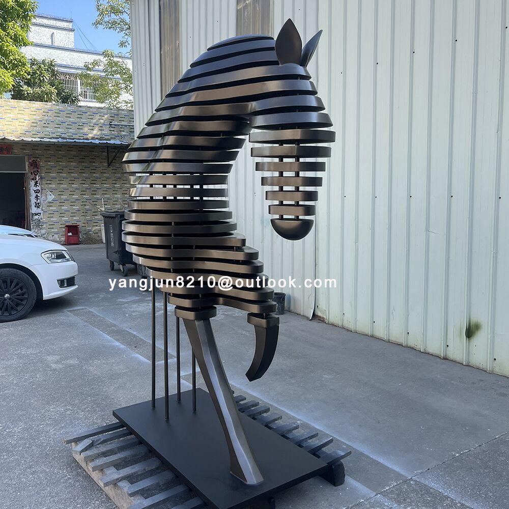 Indoor hotel deluxe apartment hall aisle floor decorations stainless steel horse sculpture (3)