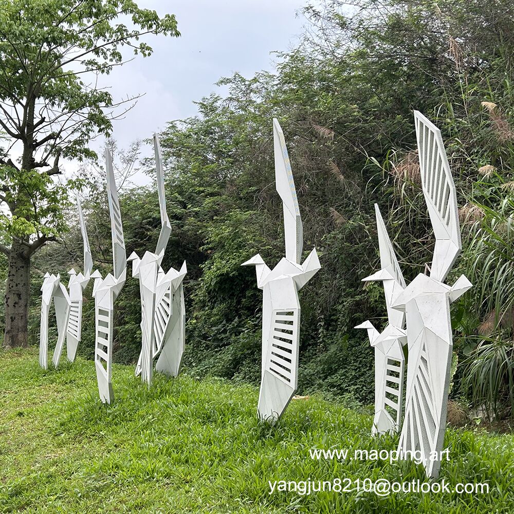 Outdoor square park grass white fluorocarbon paint stainless steel goose sculpture (2)