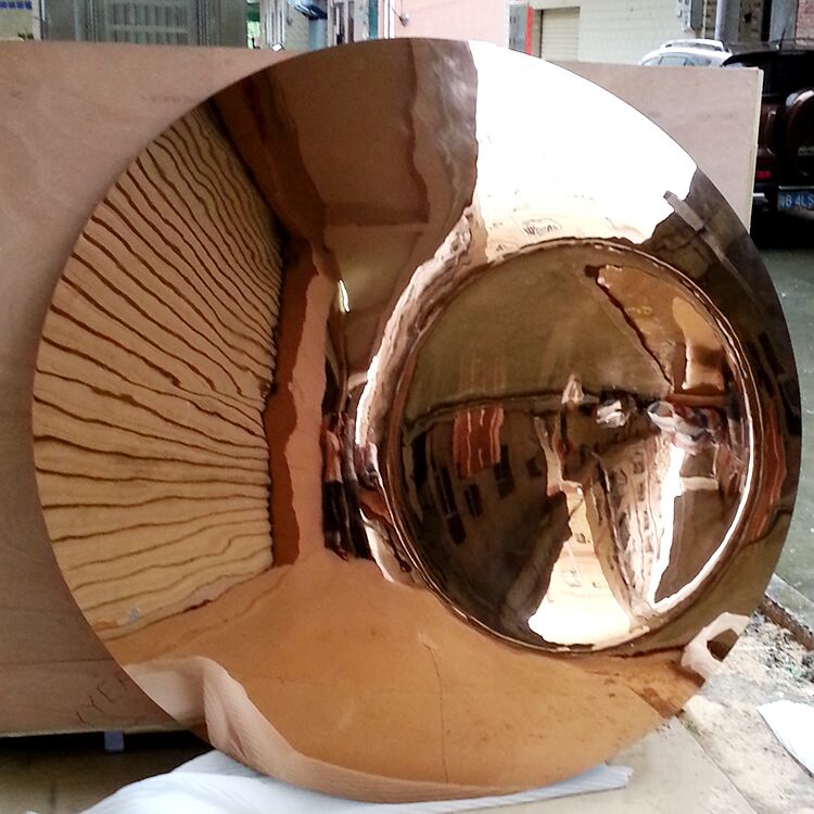 Mirror concave sculpture1