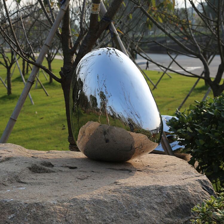 Rock sculpture13