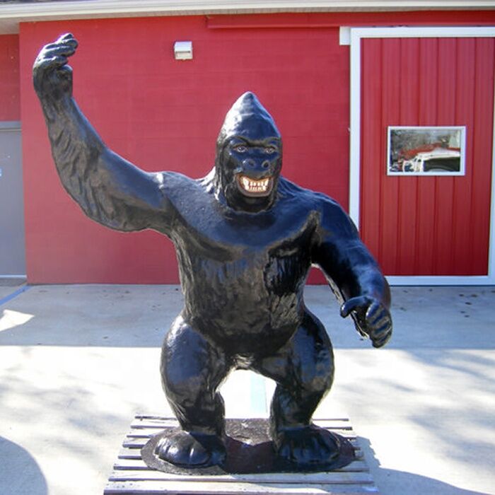 Life-Size-Antique-Bronze-Fiberglass-Gorilla-Statue