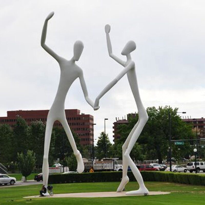 Life-Size-Two-Men-White-Painted-Outdoor (1)