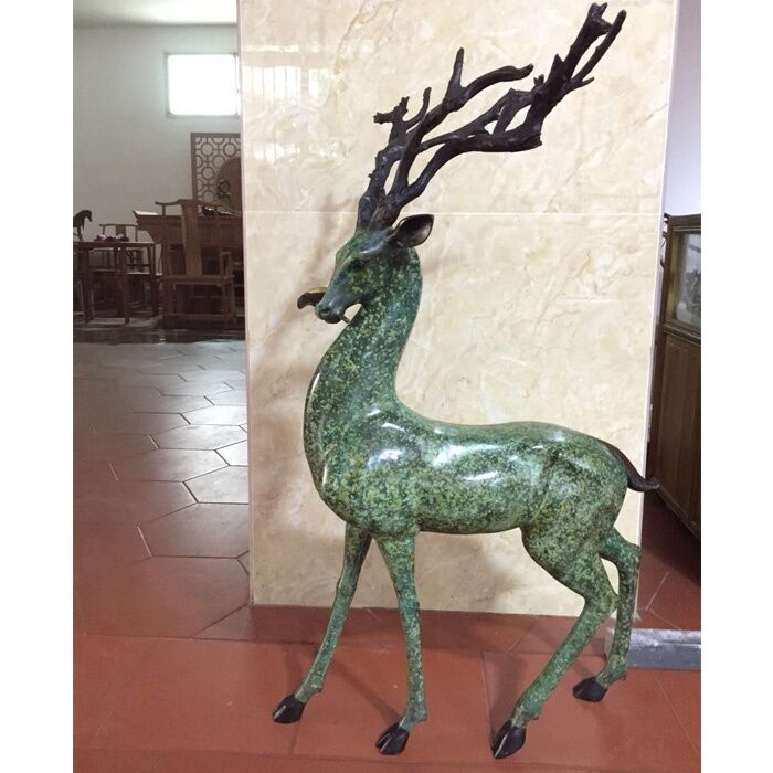 Life-Size-Contemporary-Art-Cast-Deer-Bronze