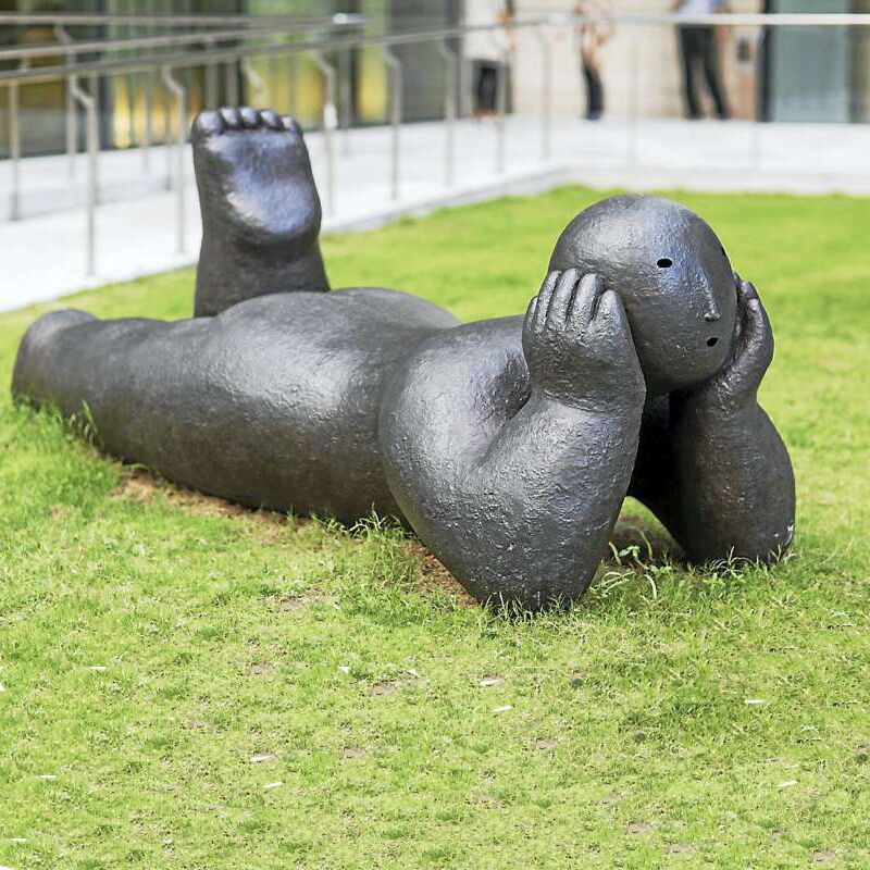 Modern-Abstract-Life-Size-Garden-Fat-Woman