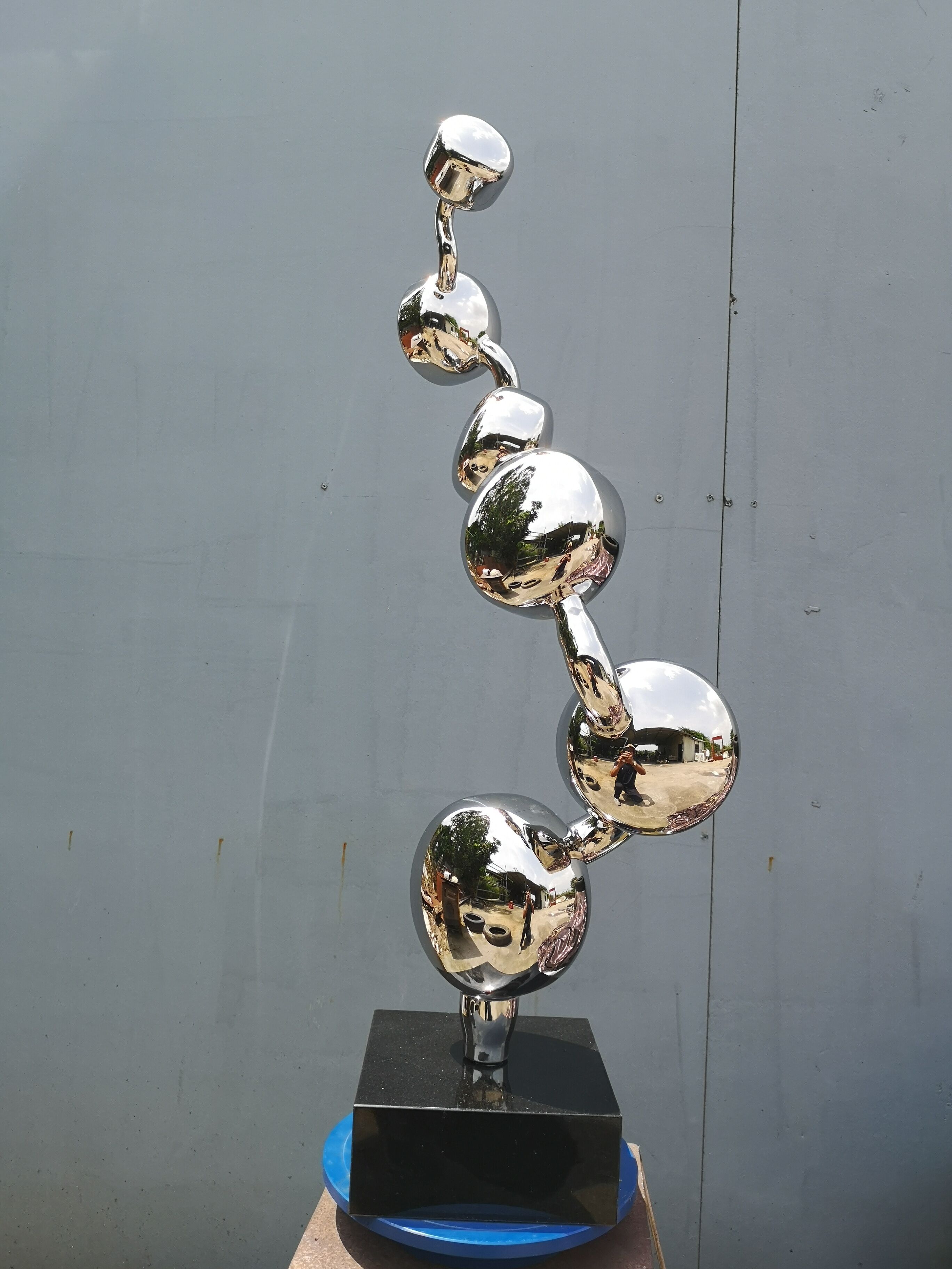Modern-Art-Luxury-Decoration-Stainless-Steel-Sculpture (2)