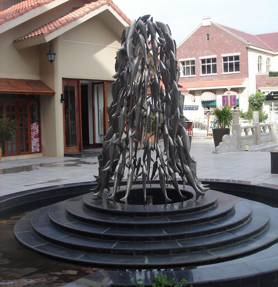 Unique popular fishes sculpture for water