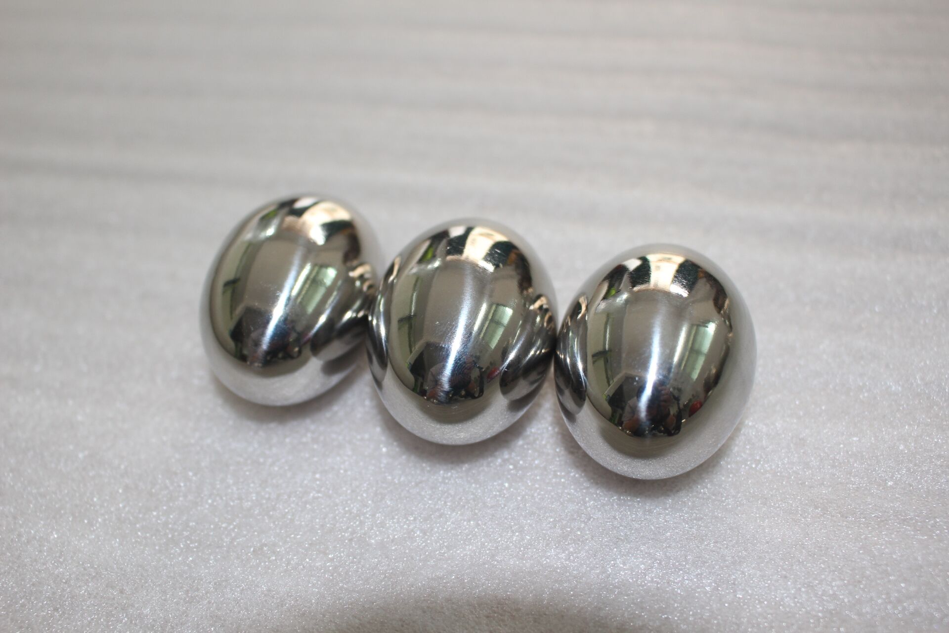 Mirror polished Stainless Steel Ellipsoids (7)