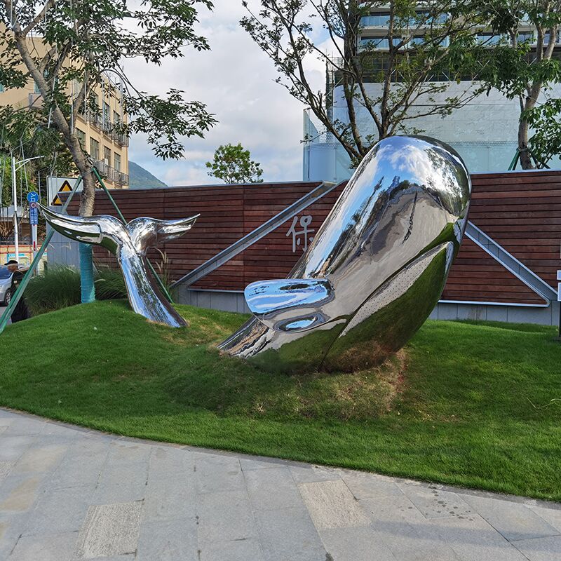 Outdoor park square landscape pool mirror polished stainless steel whale sculpture (1)