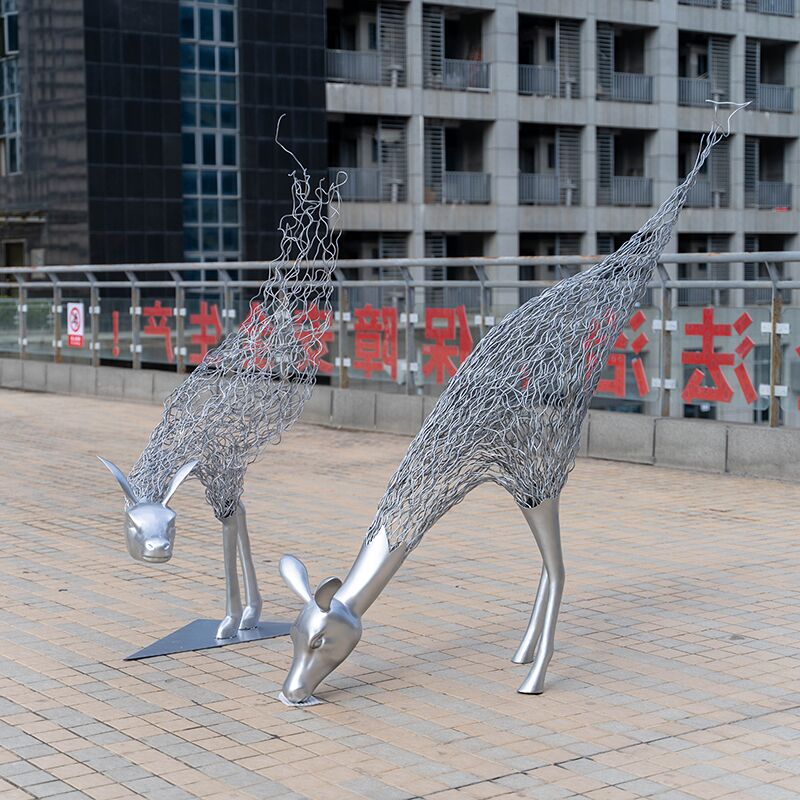 Indoor shopping malls, hotels, decorative works of art, stainless steel deer sculptures (3)