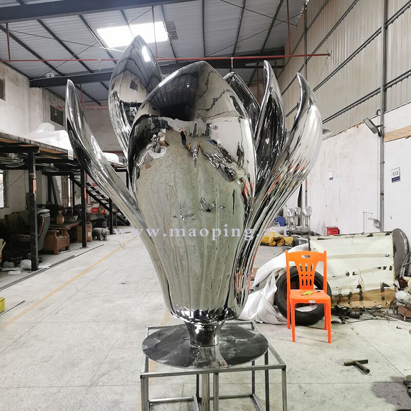 Large outdoor garden courtyard polished stainless steel flower sculpture (3)