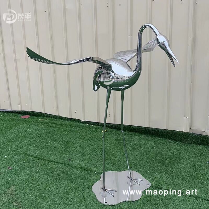 custom outdoor park pool mirror polished stainless steel abstract art sculpture water Crane metal statue (4)