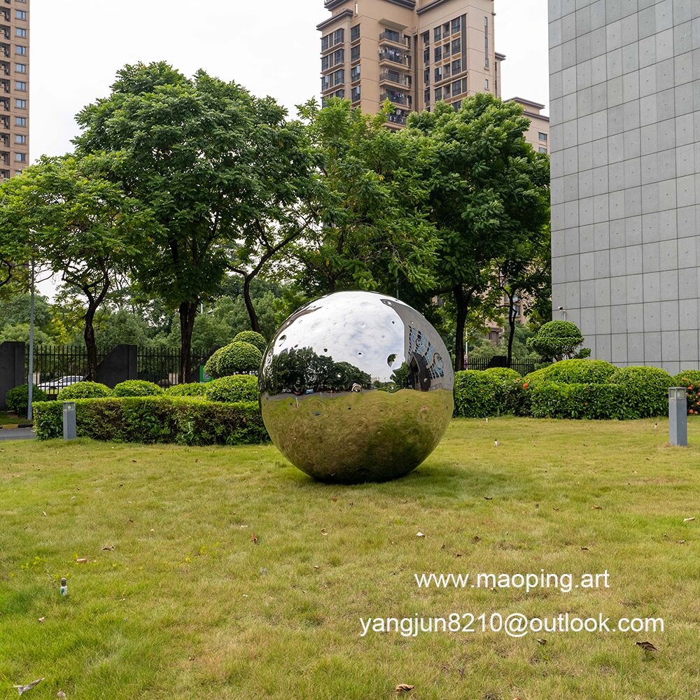 Outdoor airport park square school library cinema museum mirror polished stainless steel Lunar sculpture (1)