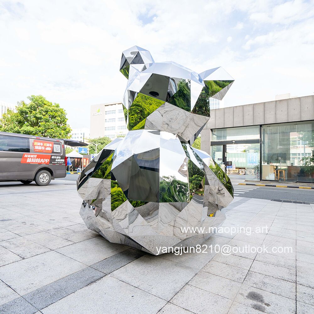 Outdoor airport park square school library cinema museum mirror polished stainless steel bear sculpture (1)